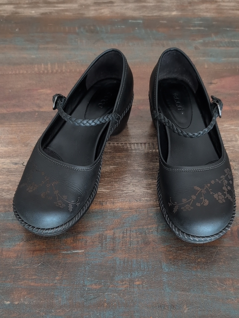 ECCO Sussex Mary Jane Shoes Black Floral Embossed Braided Strap - Women's 38/7.5